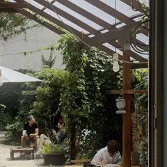 Restauracje z ogrodem i ogródkami na świeżym powietrzu w Poznaniu