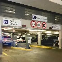 Jak dojechać na parking P2 lotnisko Chopina bez zbędnych problemów
