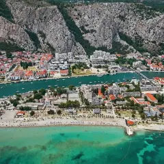 Najlepsze noclegi i atrakcje turystyczne w Omis w Chorwacji