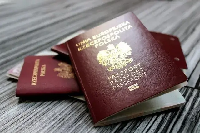 Słowacja paszport czy dowód – co musisz wiedzieć przed wyjazdem