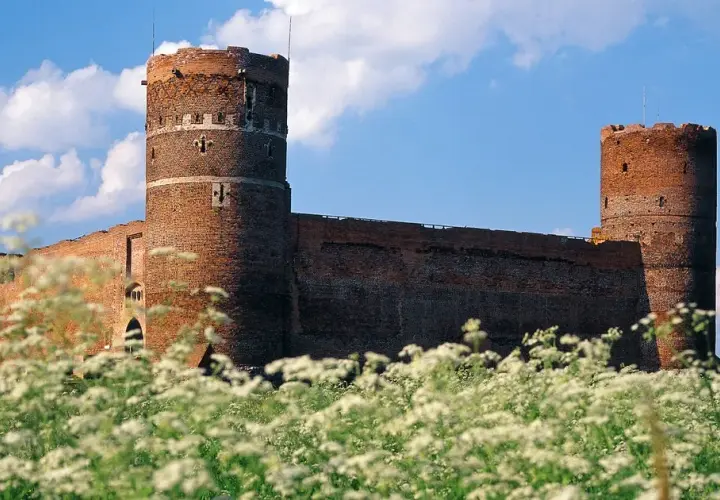 Atrakcje Ciechanów - Odkryj ukryte skarby i ciekawe miejsca