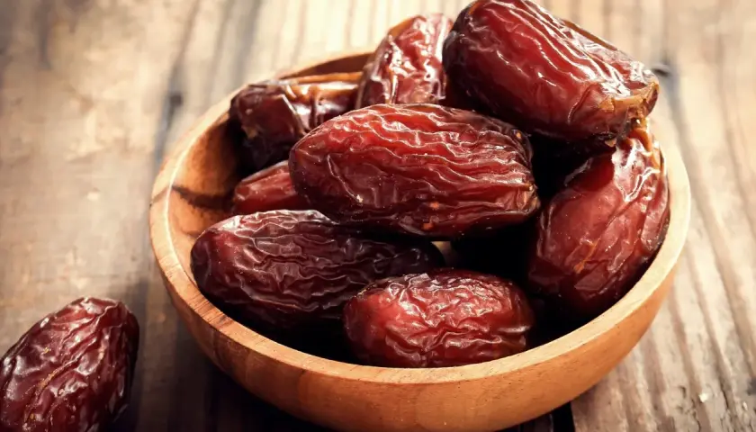 Co warto przywieźć z Dubaju: 8 najlepszych pamiątek i lokalnych produktów
