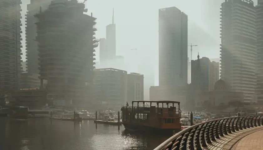 Odkrywanie Dubaju: Najlepsze atrakcje turystyczne i miejsca warte odwiedzenia