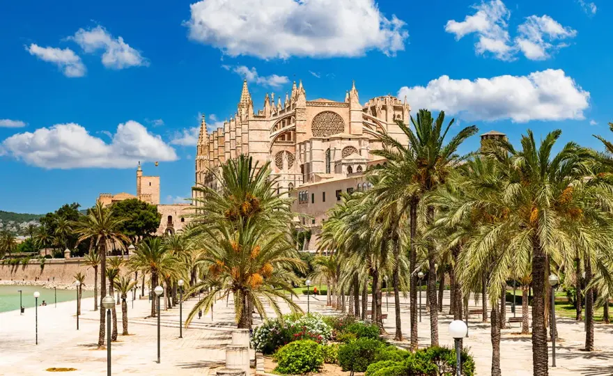 Najlepsze atrakcje i co warto zobaczyć na Palma de Majorka