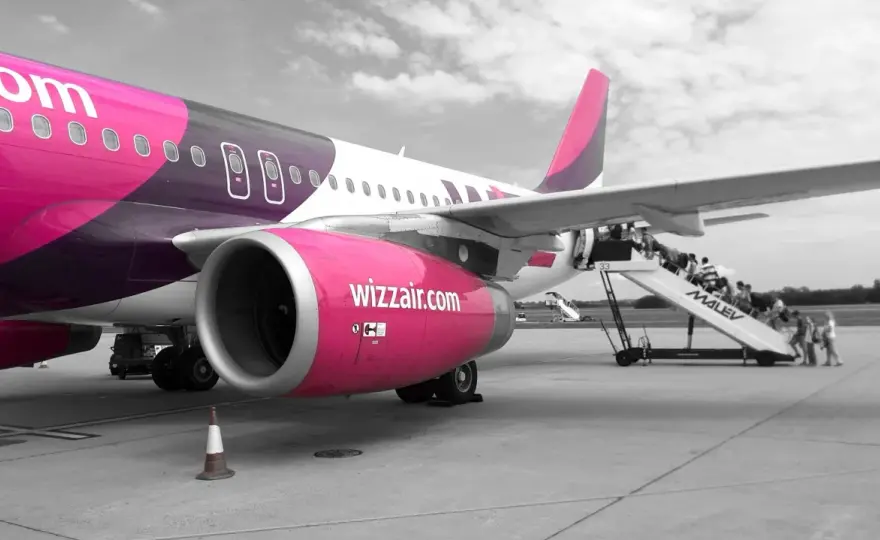 Anuluj lot Wizz Air: Jak to zrobić? Koszty, zwroty i WIZZ Flex