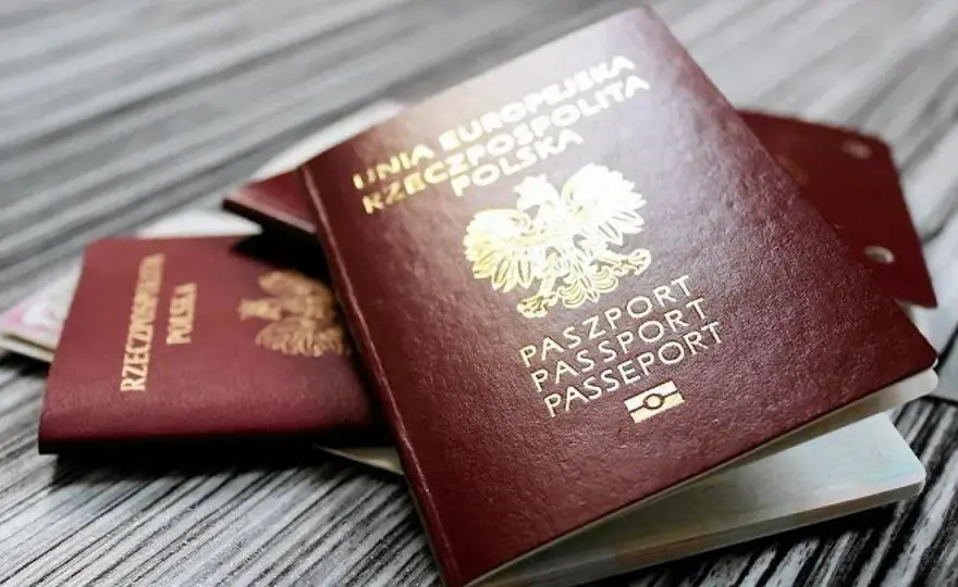 Ile trwa wyrobienie paszportu? Czas oczekiwania, który zaskakuje