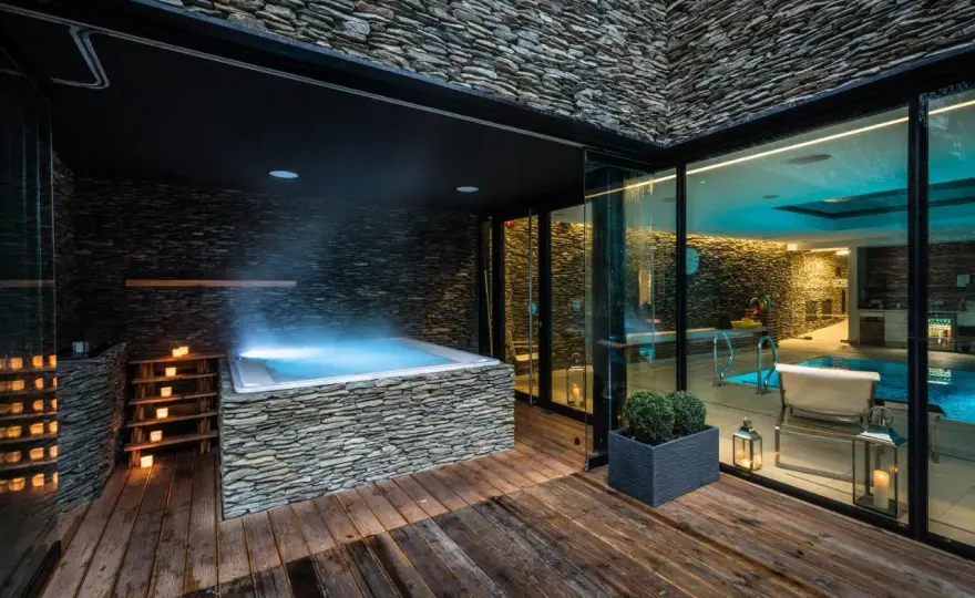 Relaks i wellness w okolicach Wrocławia: Najlepsze hotele spa i oferty