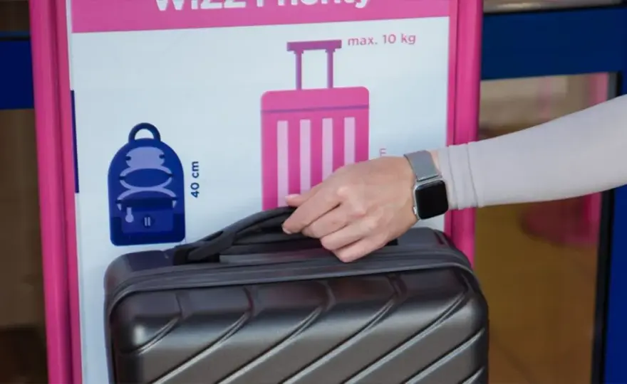 Jak wygląda bagaż podręczny? Oto co musisz wiedzieć przed lotem