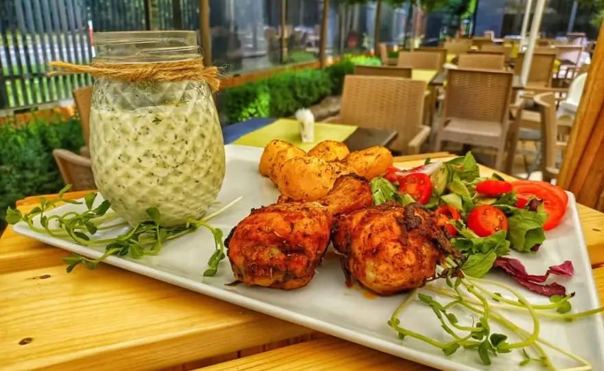 Najlepsze restauracje w Roztoczu i co warto spróbować podczas wizyty