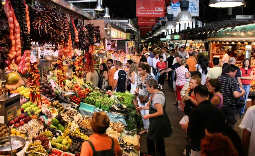 Smaczna Barcelona: Lokalne przysmaki, które musisz spróbować