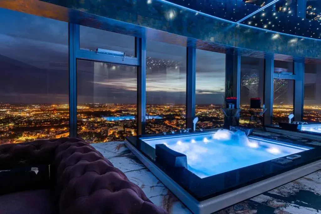 Wrocław z jacuzzi: Najlepsze hotele zapewniające relaks i komfort